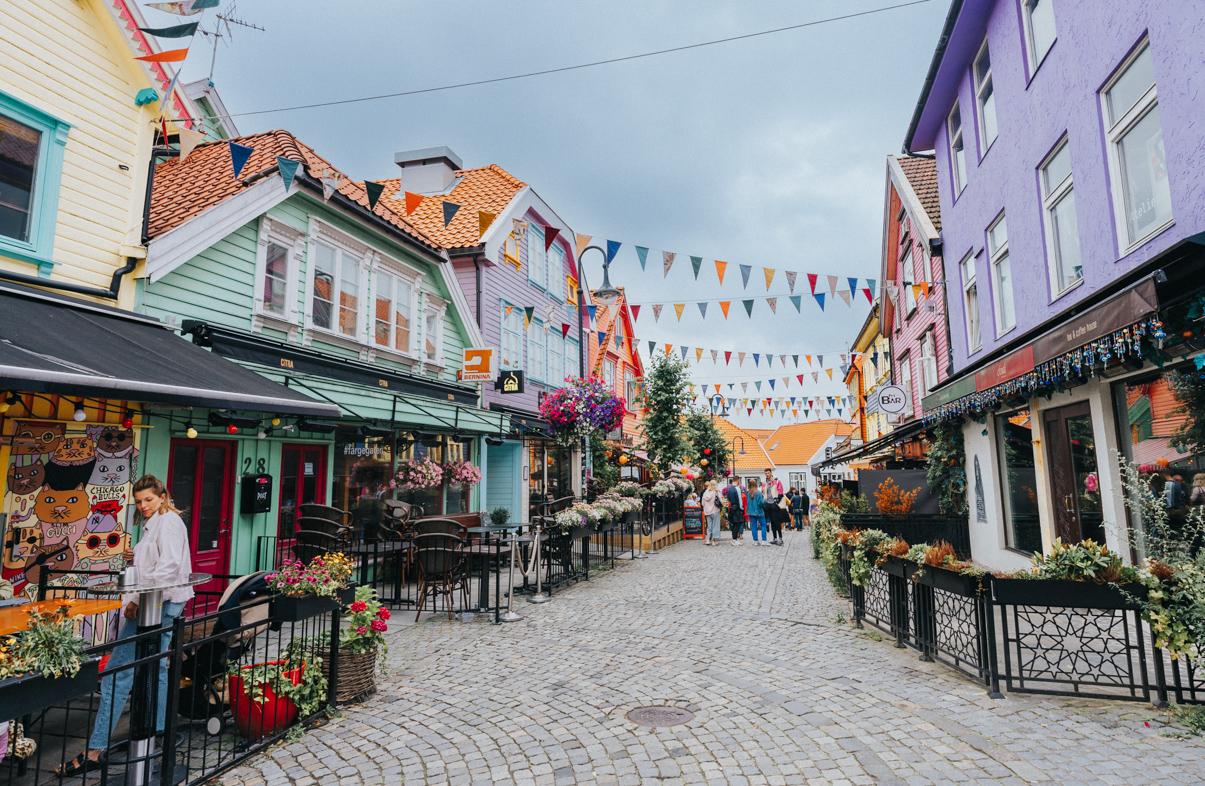 Unforgettable Norwegian Cities to Visit This Summer : Bergen, Oslo, Tromsø, and More