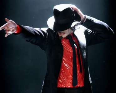 Michael Jackson’s Iconic “Moonwalk” Hat to be Auctioned in Paris