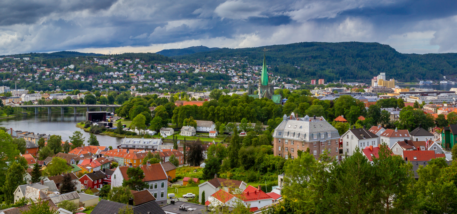 Unforgettable Norwegian Cities to Visit This Summer : Bergen, Oslo, Tromsø, and More