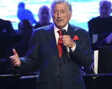 American Crooner Tony Bennett Dead at 96 (US media)