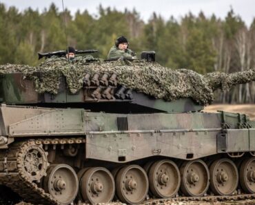 Polish tanks on the border with Belarus