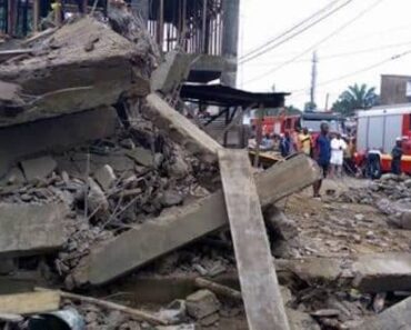 Building collapse kills dozens