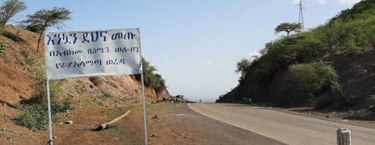 12 ALAMATA Panneau annoncant entree en zone Amhara4