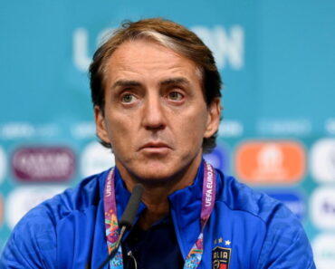 Italy coach Roberto Mancini has announced his resignation