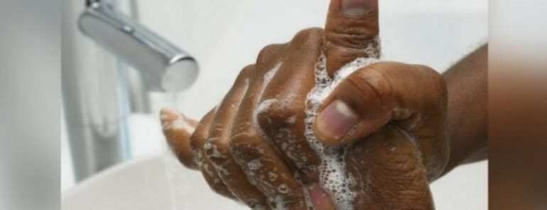 Arretez dutiliser de leau ordinaire vous laver les mains defecationUnicef ​​