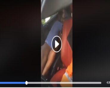 A taximeter having sex with a prostitute in his vehicle