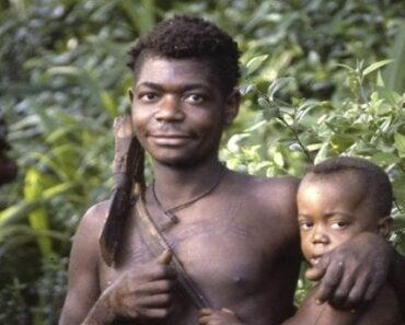 Here’s Why The Aka Pygmies Of Central Africa Have The “Best Fathers In The World”